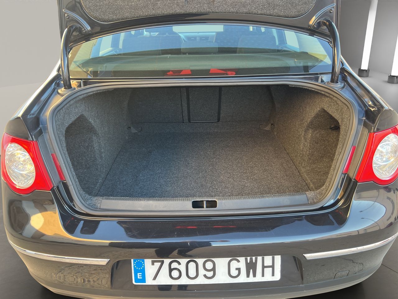 Volkswagen Passat 2.0 TDI 140 Advance Plus BlueMotion Tech - Foto 21