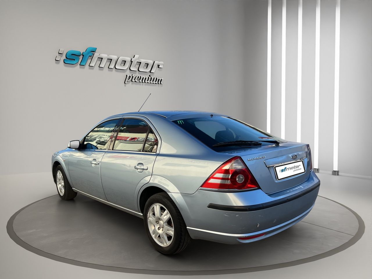 Ford Mondeo 2.0 TDCi Ghia - Foto 5
