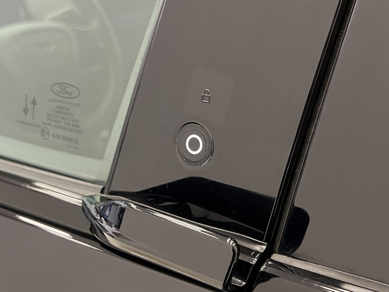 Ford Mustang Mach-E 216kW Batería 98.8Kwh - Foto 22