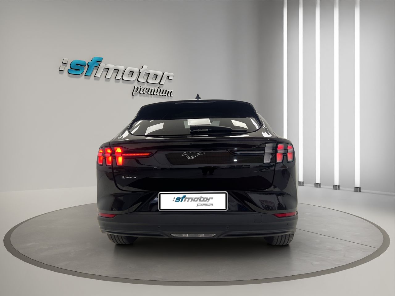 Ford Mustang Mach-E 216kW Batería 98.8Kwh - Foto 7