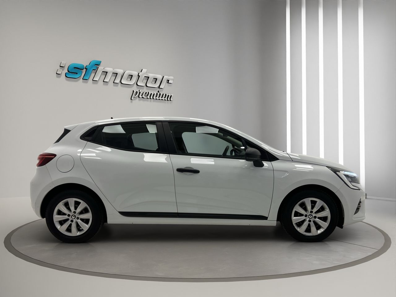 Renault Clio BUSINESS BLUE DCI 85CV BUSINESS BLUE DCI 85CV - Foto 8
