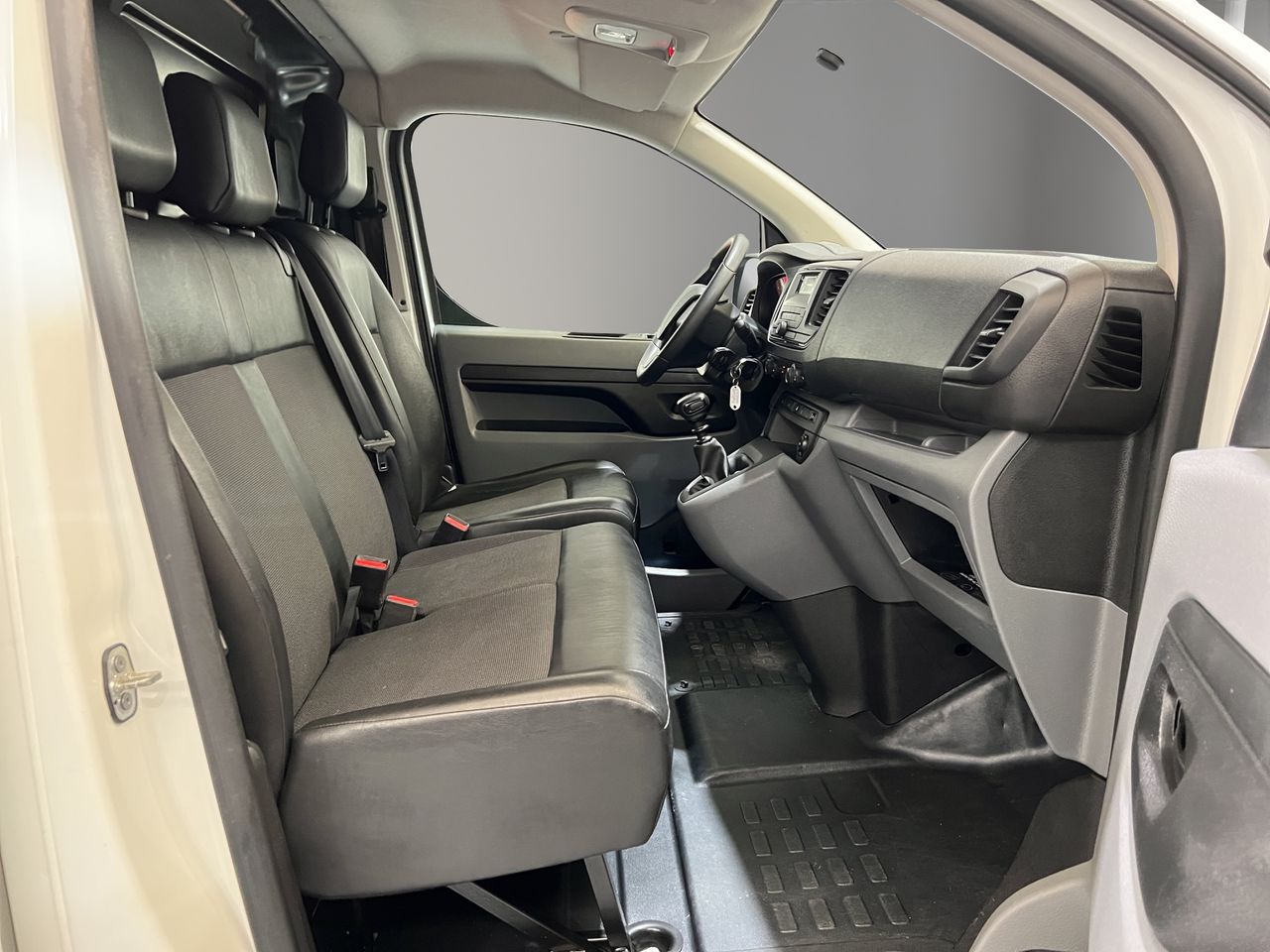 Peugeot e-Expert FURGON PRO BLUE  - Foto 21