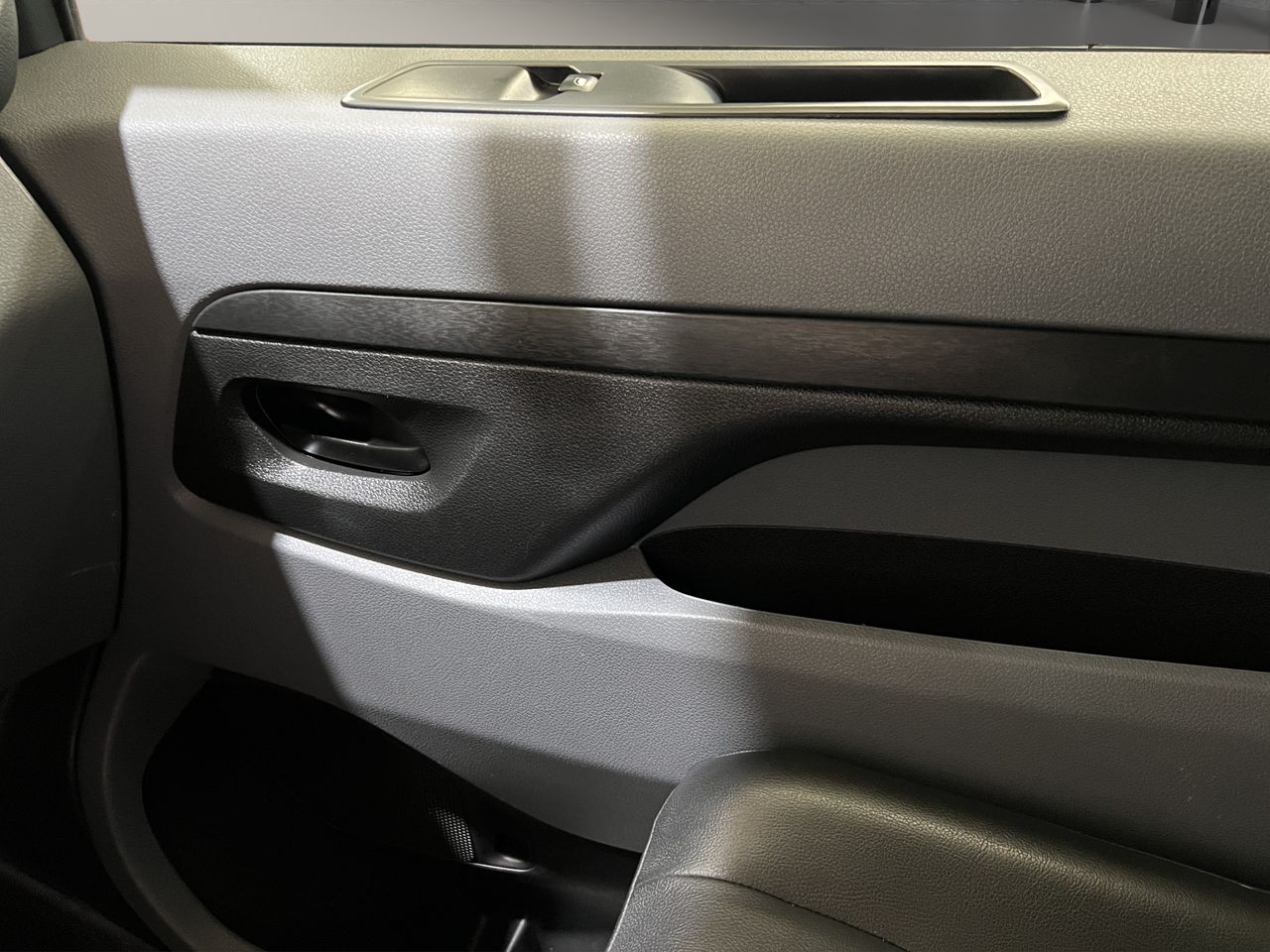 Peugeot e-Expert FURGON PRO BLUE - Foto 18