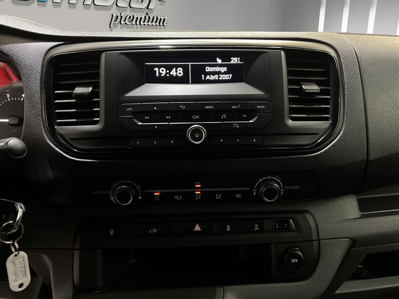 Peugeot e-Expert FURGON PRO BLUE  - Foto 17