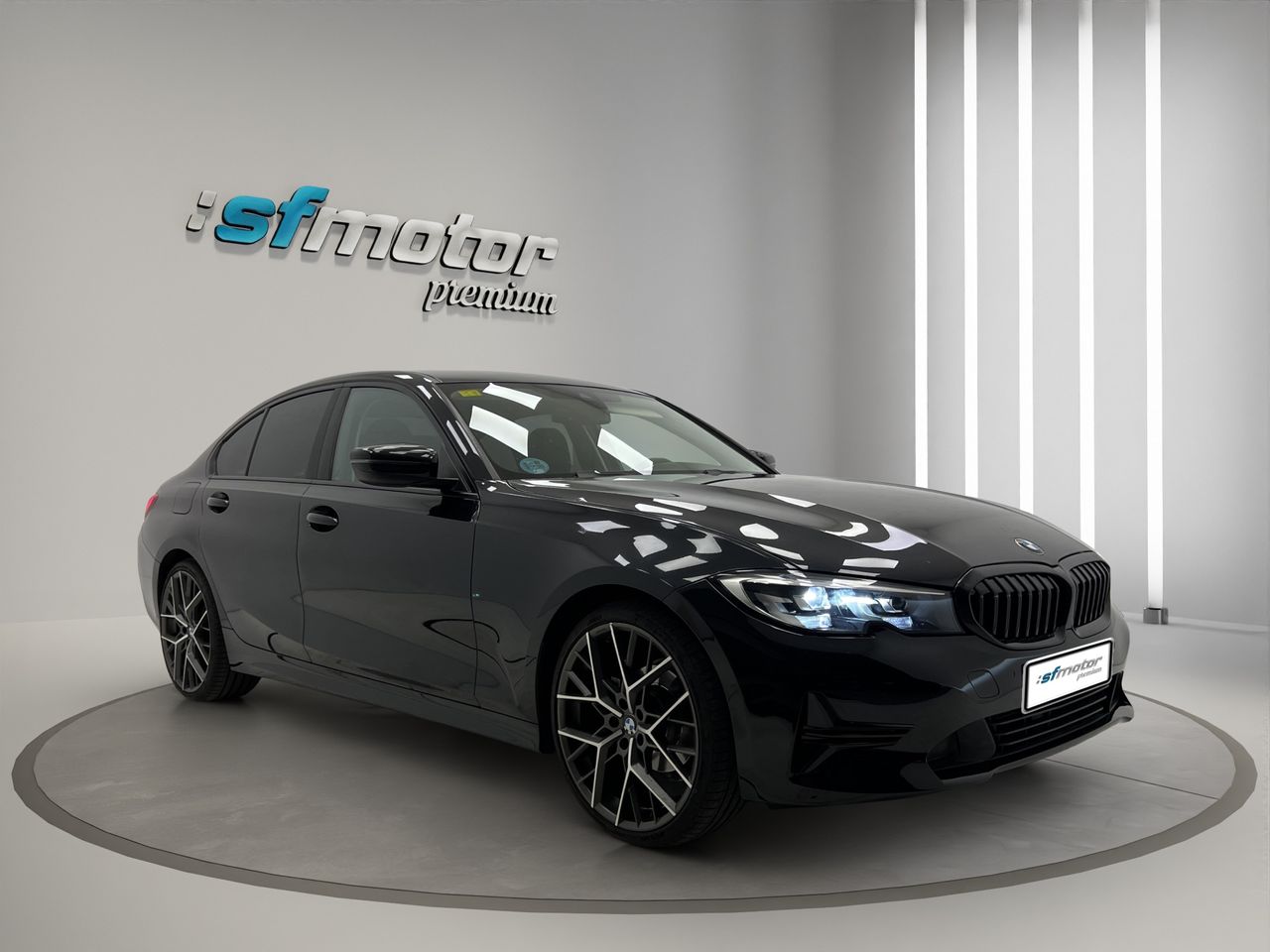 BMW Serie 3 318d Gran Turismo - Foto 9
