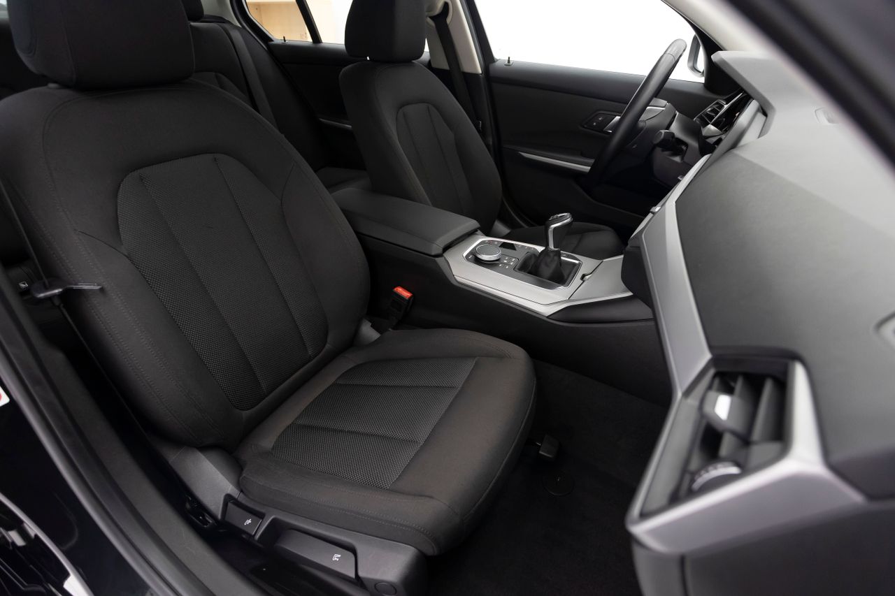 BMW Serie 3 318d Gran Turismo - Foto 16