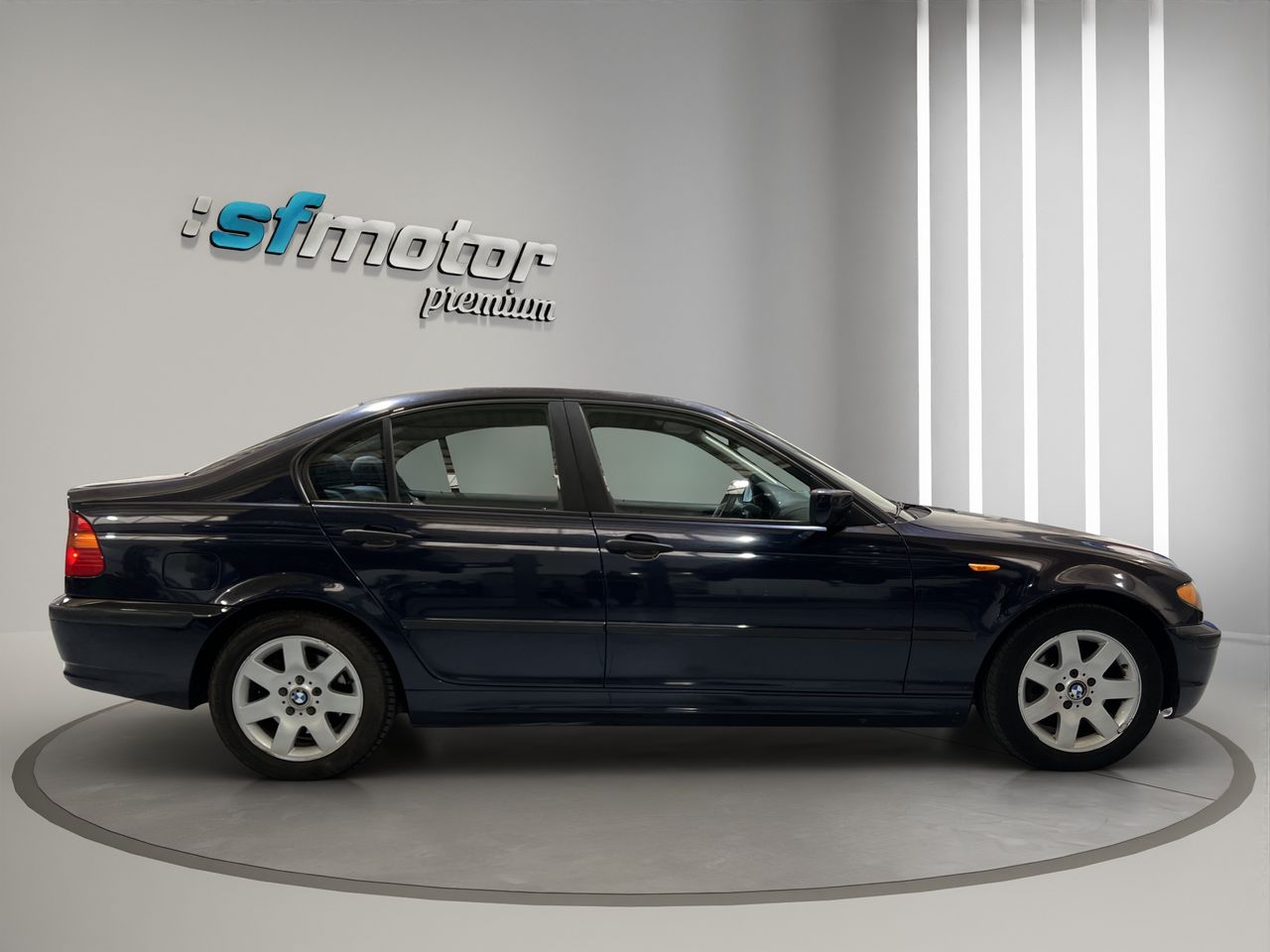 BMW Serie 3 320d - Foto 8