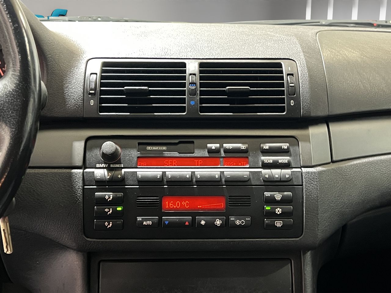 BMW Serie 3 320d - Foto 16