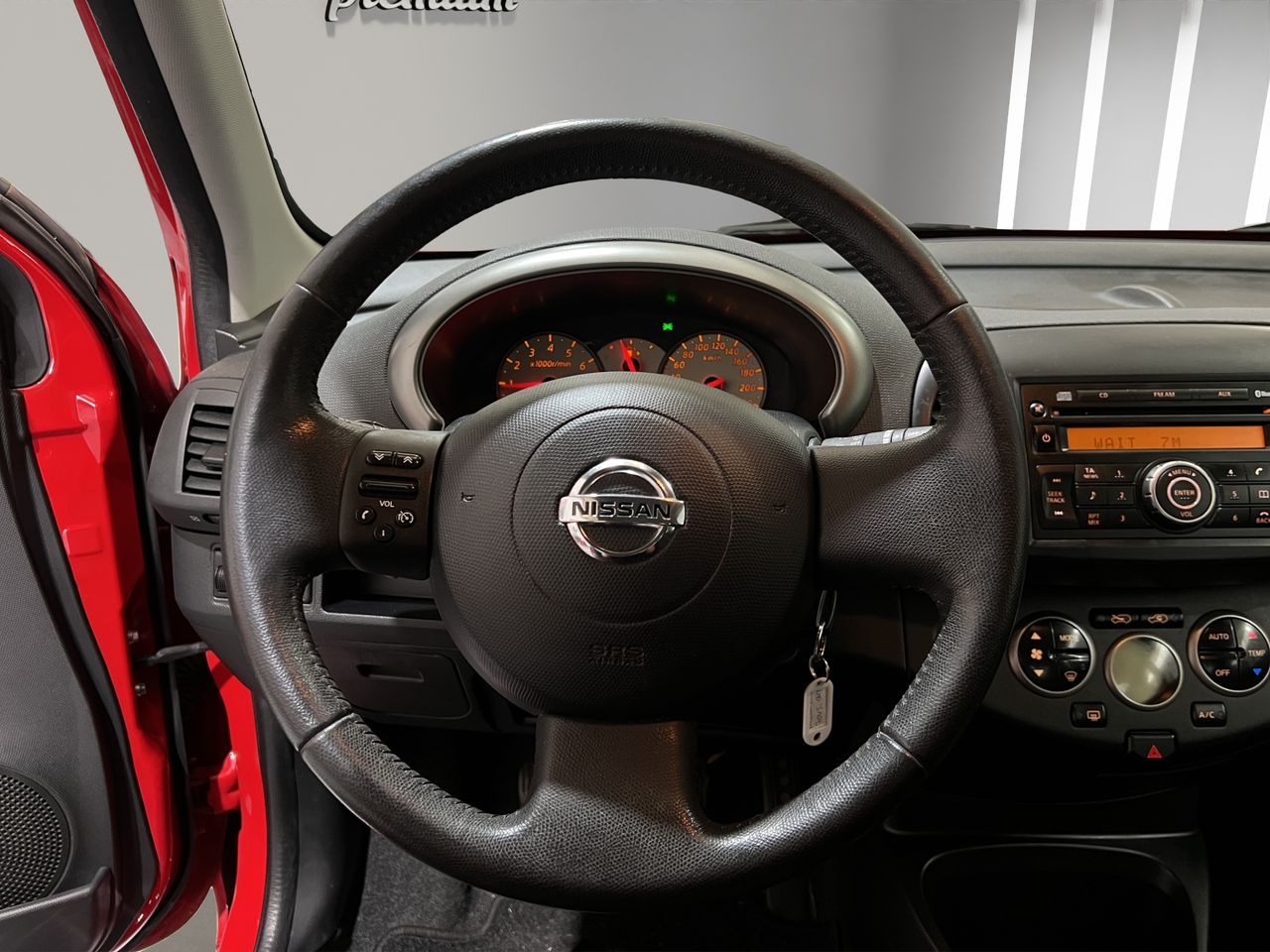 Nissan Micra 5p 1.4G (88 CV) 25 ANIVERSARIO - Foto 11