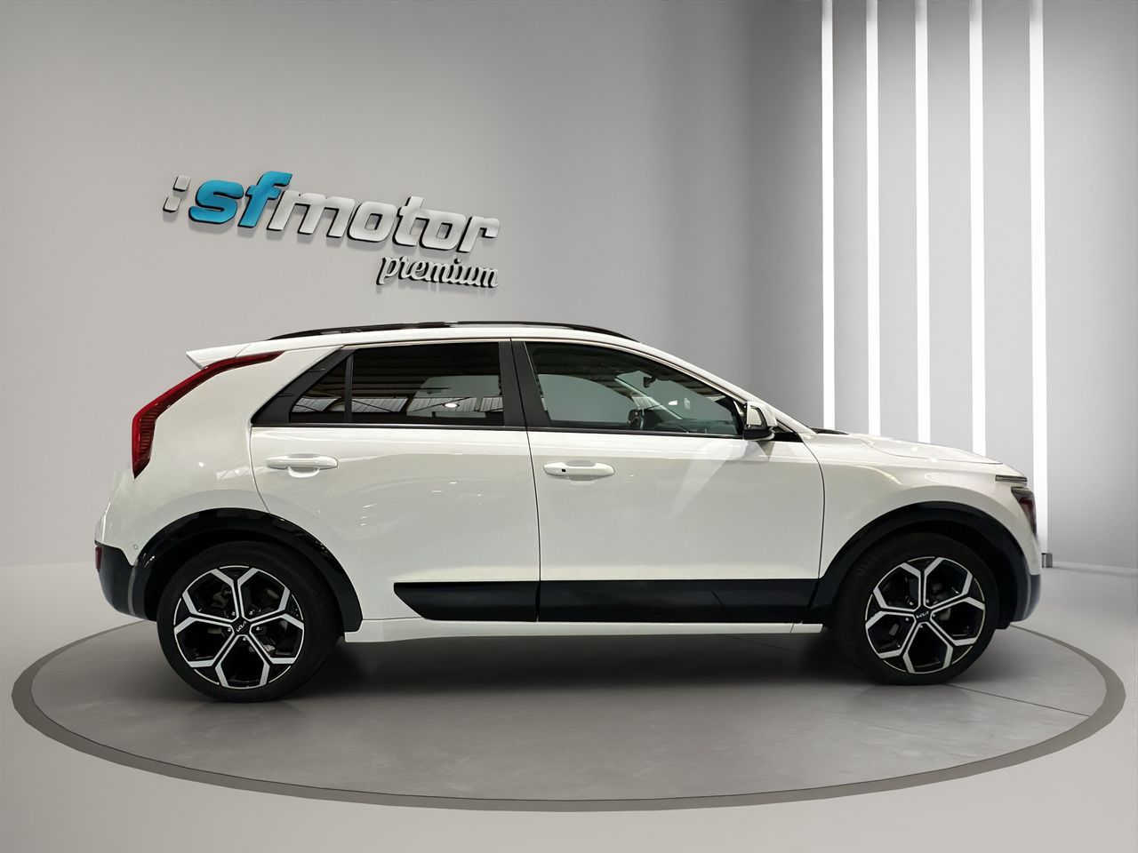 Kia Niro 1.6 GDi HEV 104kW (141CV) Emotion - Foto 8