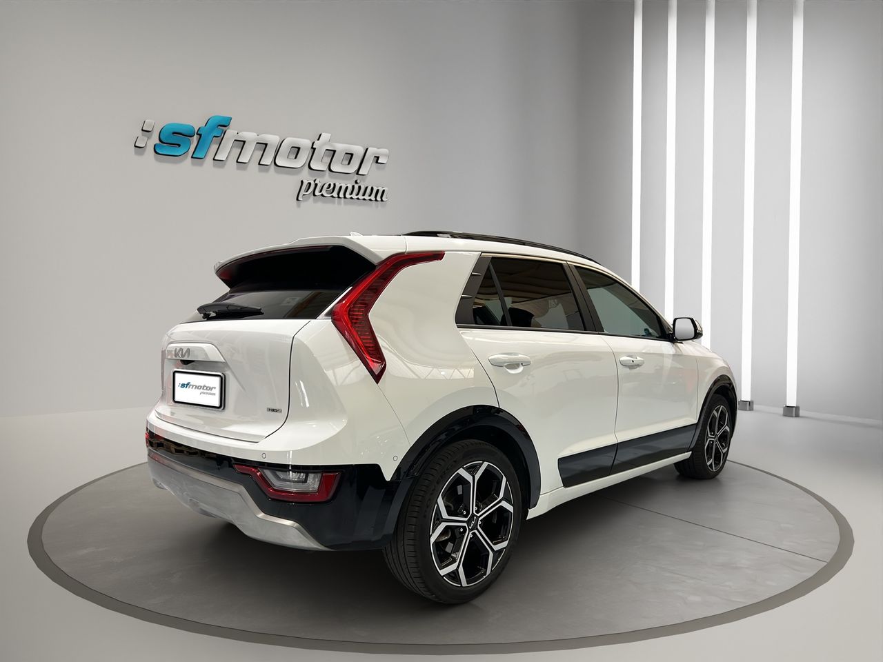 Kia Niro 1.6 GDi HEV 104kW (141CV) Emotion - Foto 7