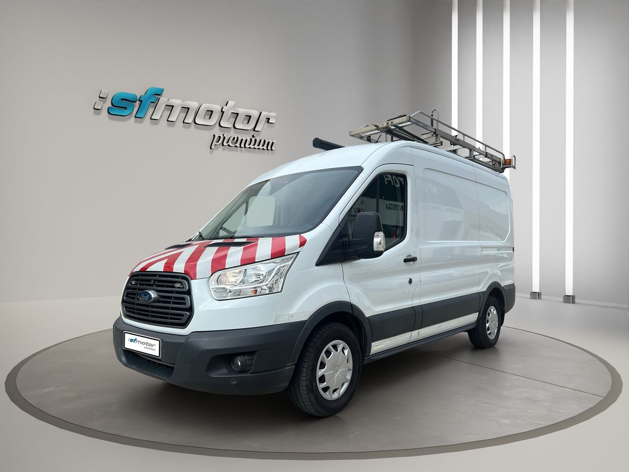 Ford Transit FORD TRANSIT 350M 2.0TD 130PK 96KW M6 TREND 4D  - Foto 2