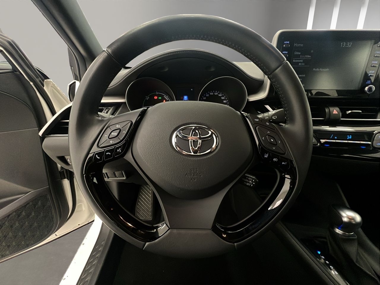 Toyota C-HR 1.8 125H Active - Foto 11