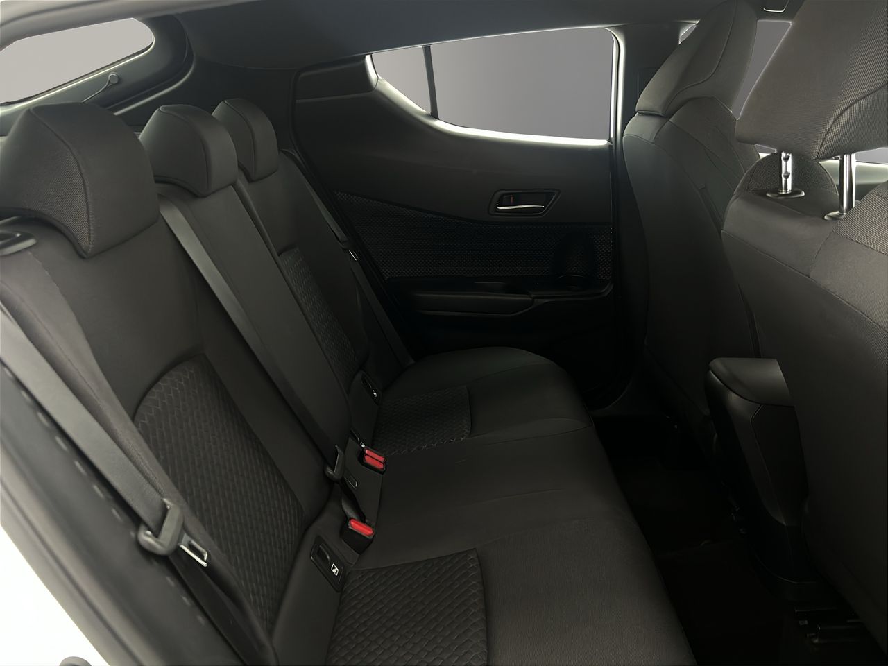 Toyota C-HR 1.8 125H Active - Foto 20