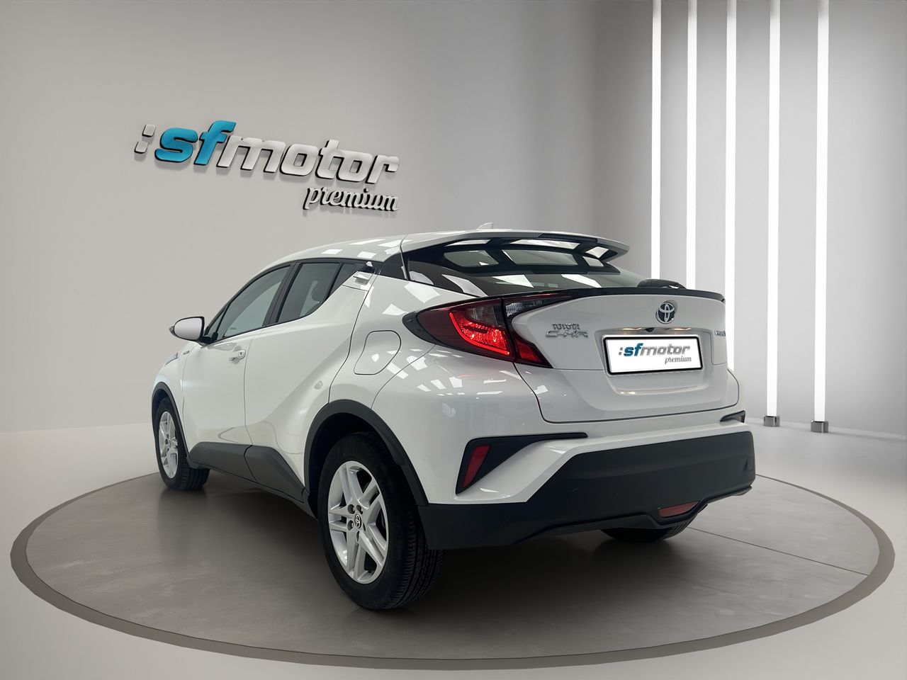 Toyota C-HR 1.8 125H Active - Foto 5