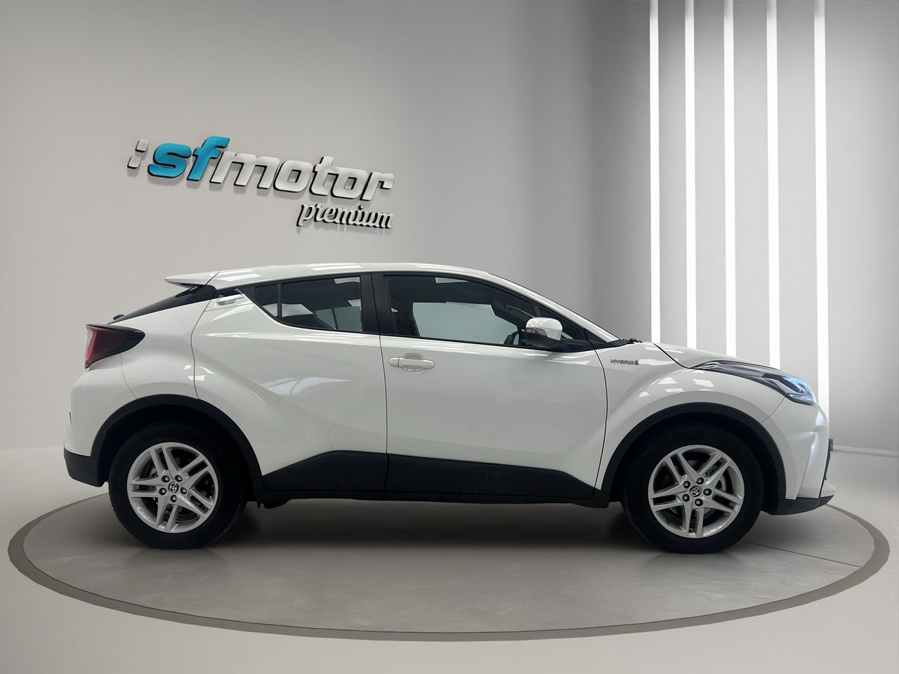 Toyota C-HR 1.8 125H Active - Foto 8