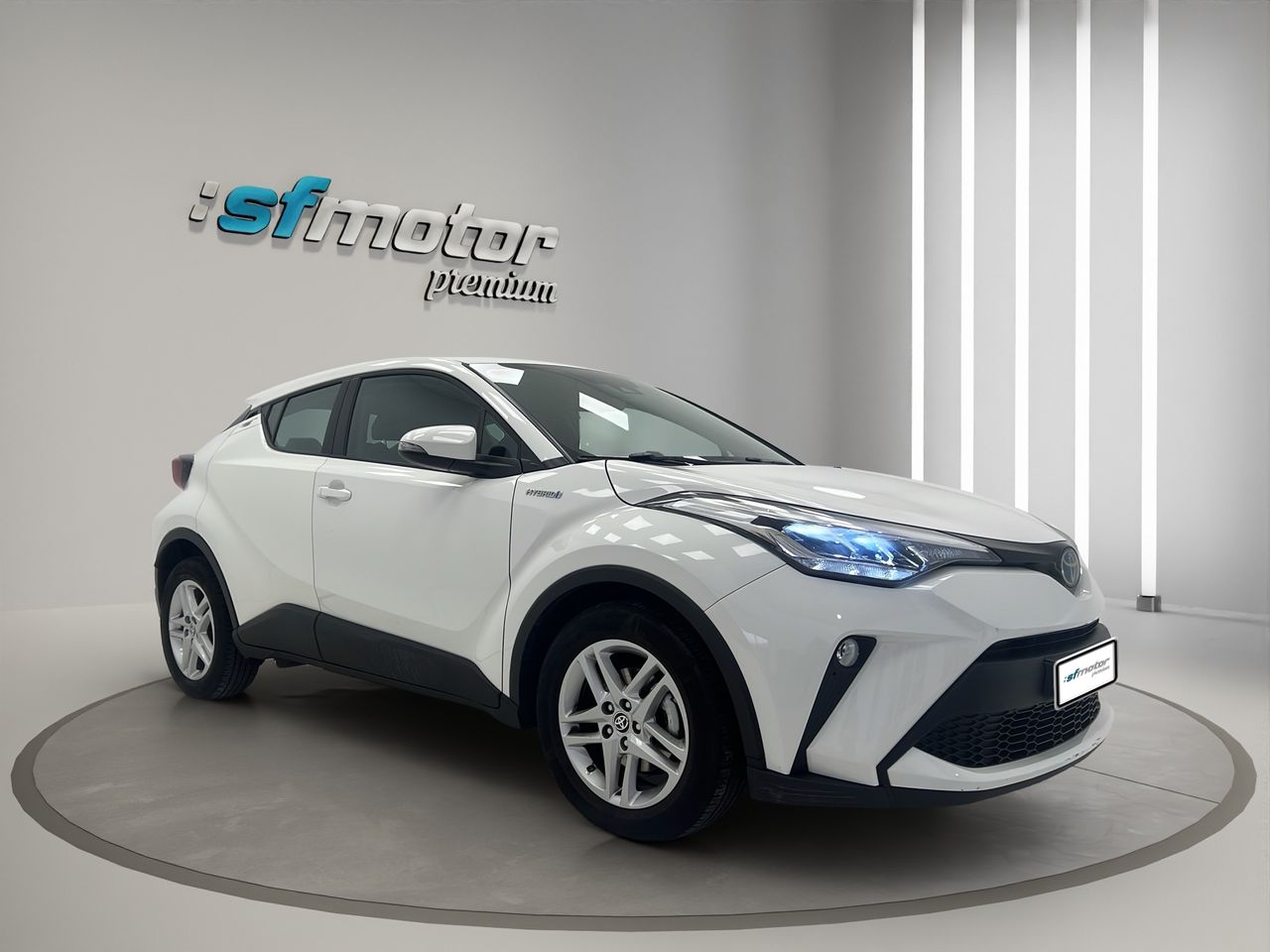 Toyota C-HR 1.8 125H Active - Foto 9