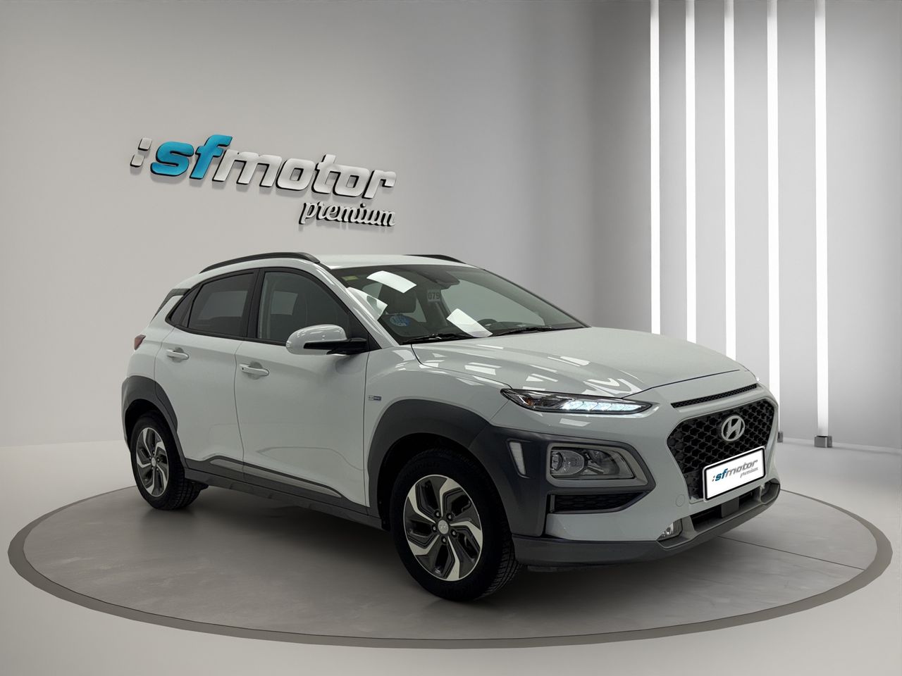 Hyundai Kona 1.6 GDI HEV SLE DCT - Foto 9