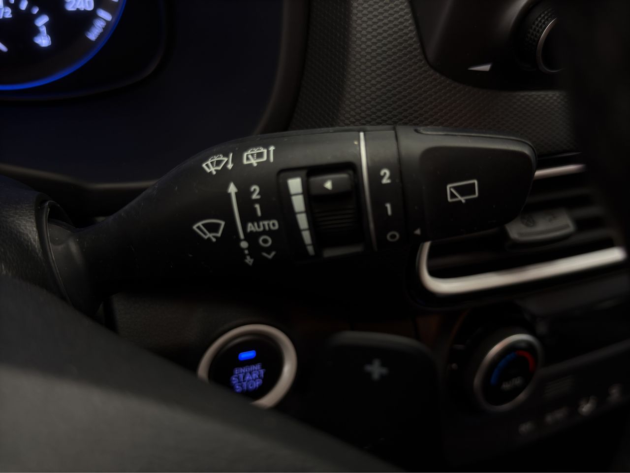 Hyundai Kona 1.6 GDI HEV SLE DCT - Foto 28