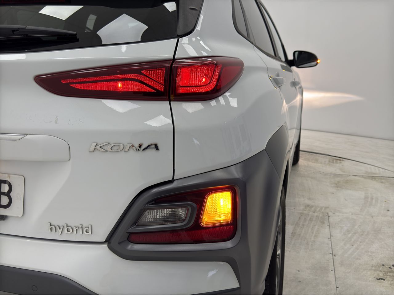 Hyundai Kona 1.6 GDI HEV SLE DCT - Foto 30
