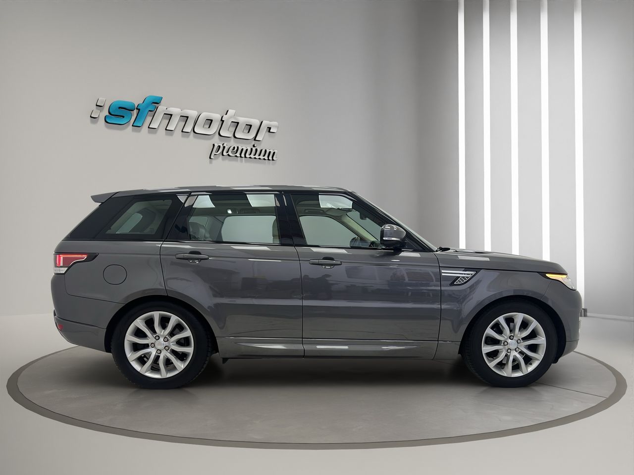 Land-Rover Range Rover Sport 3.0 TDV6 190kW (258CV) HSE Dynamic - Foto 8