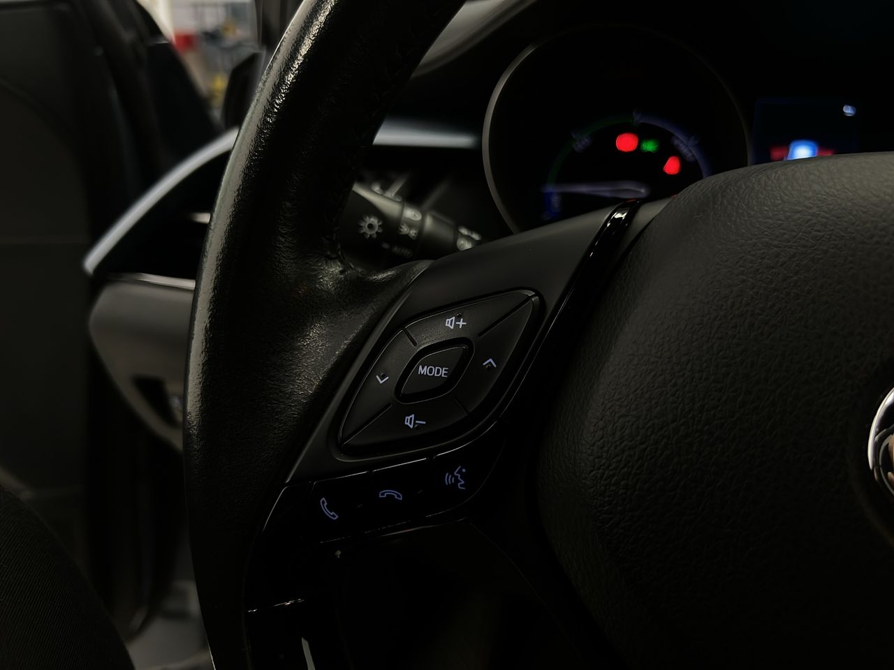 Toyota C-HR 2.0 180H Advance - Foto 29