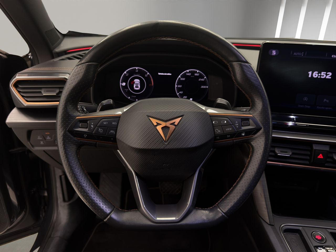 Cupra Formentor 1.4 e-Hybrid 150kW (204 CV) DSG - Foto 11