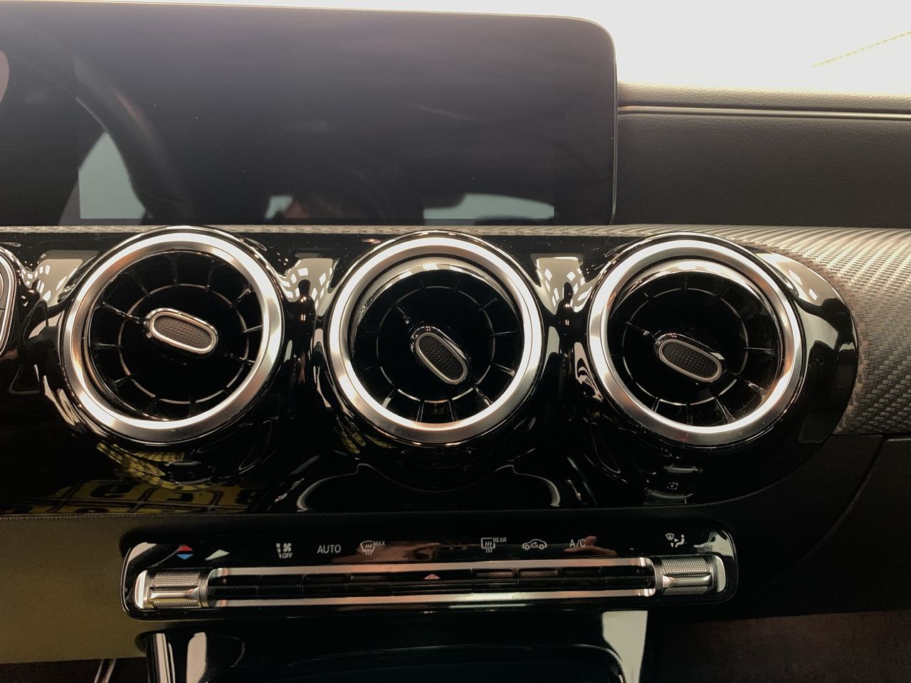 Mercedes CLA 180 D  - Foto 16