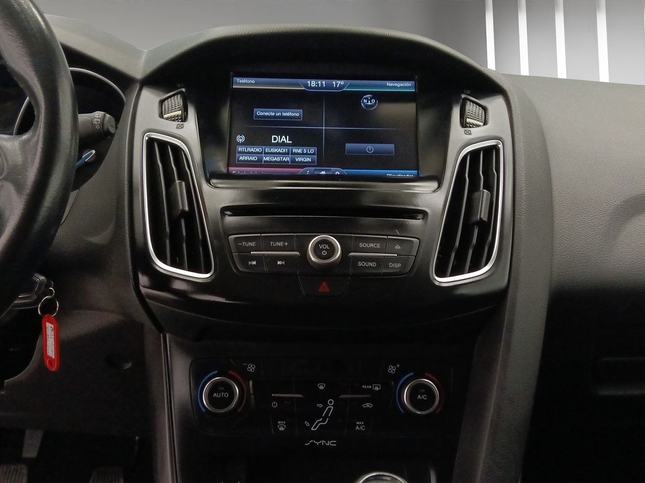 Ford Focus 1.6 TDCi 115cv Trend - Foto 17