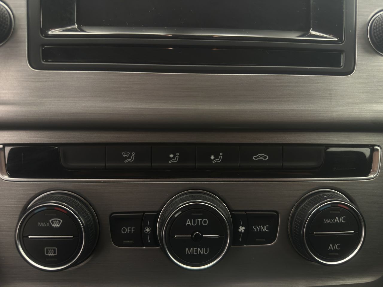 Volkswagen Golf Advance 1.6 TDI 105CV BMT - Foto 24