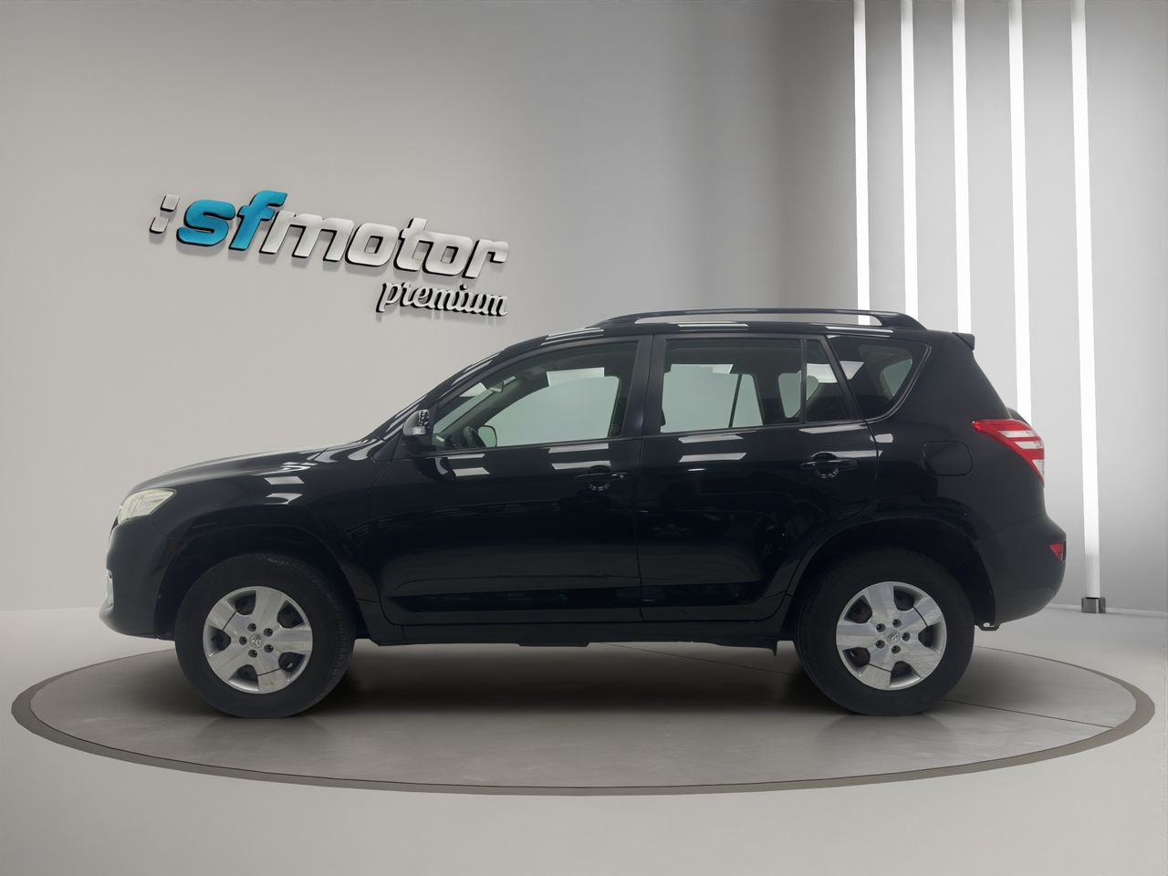Toyota Rav4 2.2 D-4D Active 4x2 - Foto 3