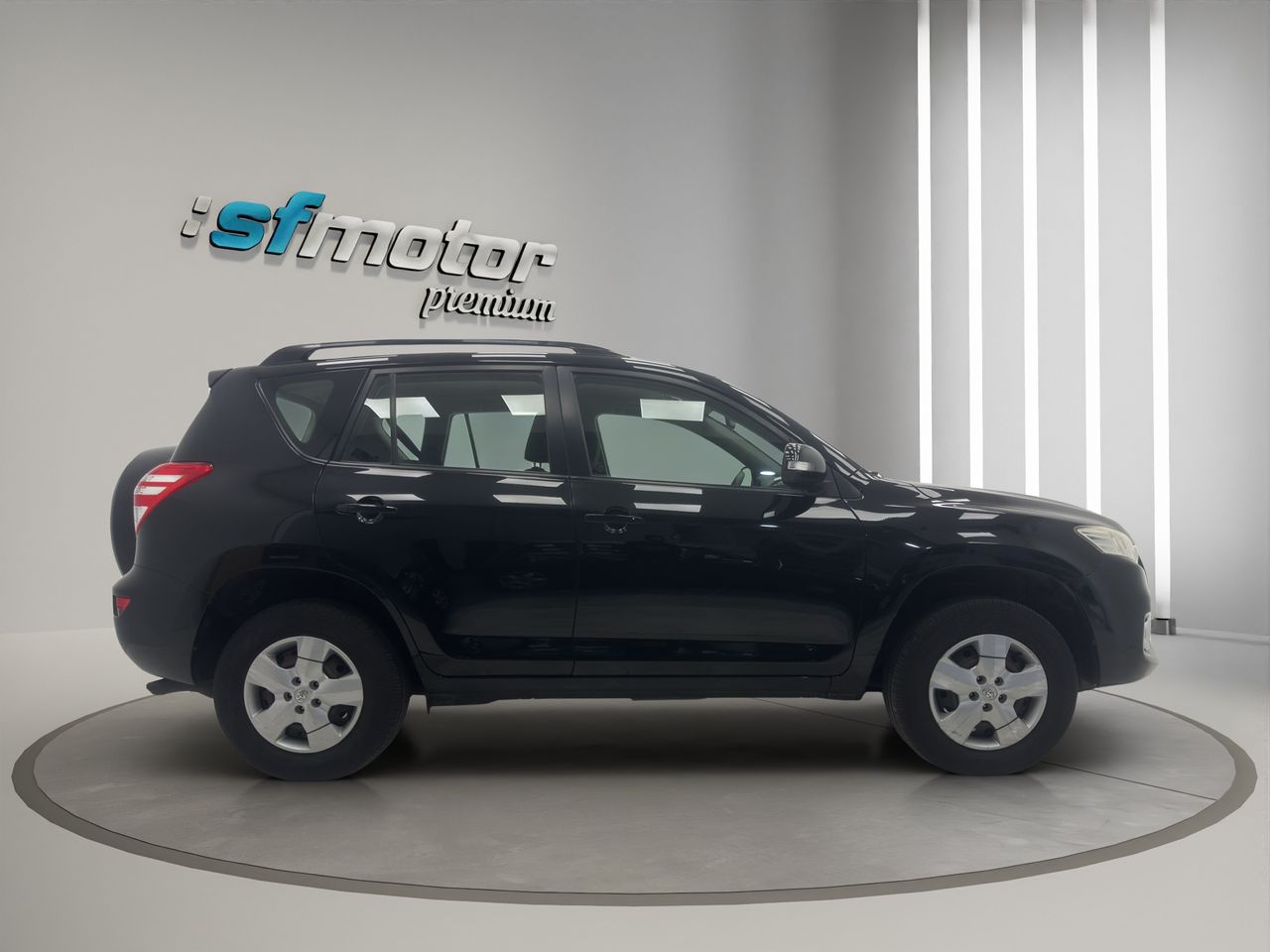 Toyota Rav4 2.2 D-4D Active 4x2 - Foto 7