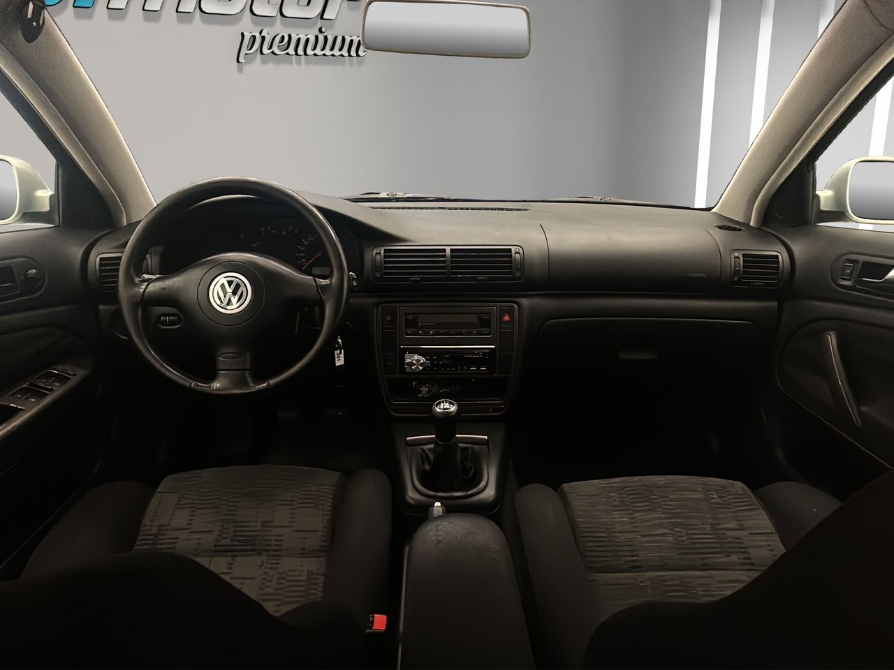 Volkswagen Passat 1.9 TDI COMFORTLINE - Foto 15