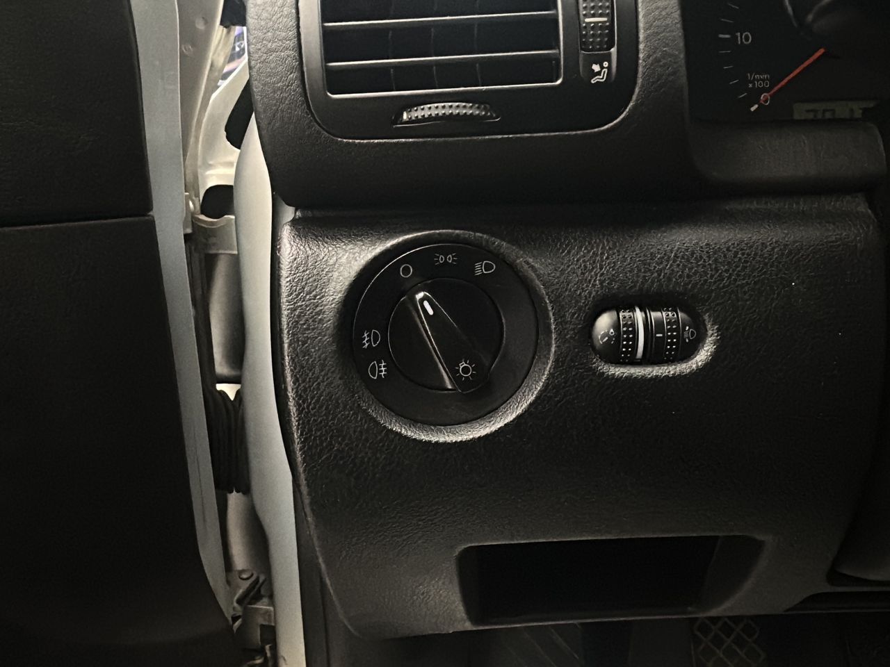 Volkswagen Passat 1.9 TDI COMFORTLINE - Foto 25