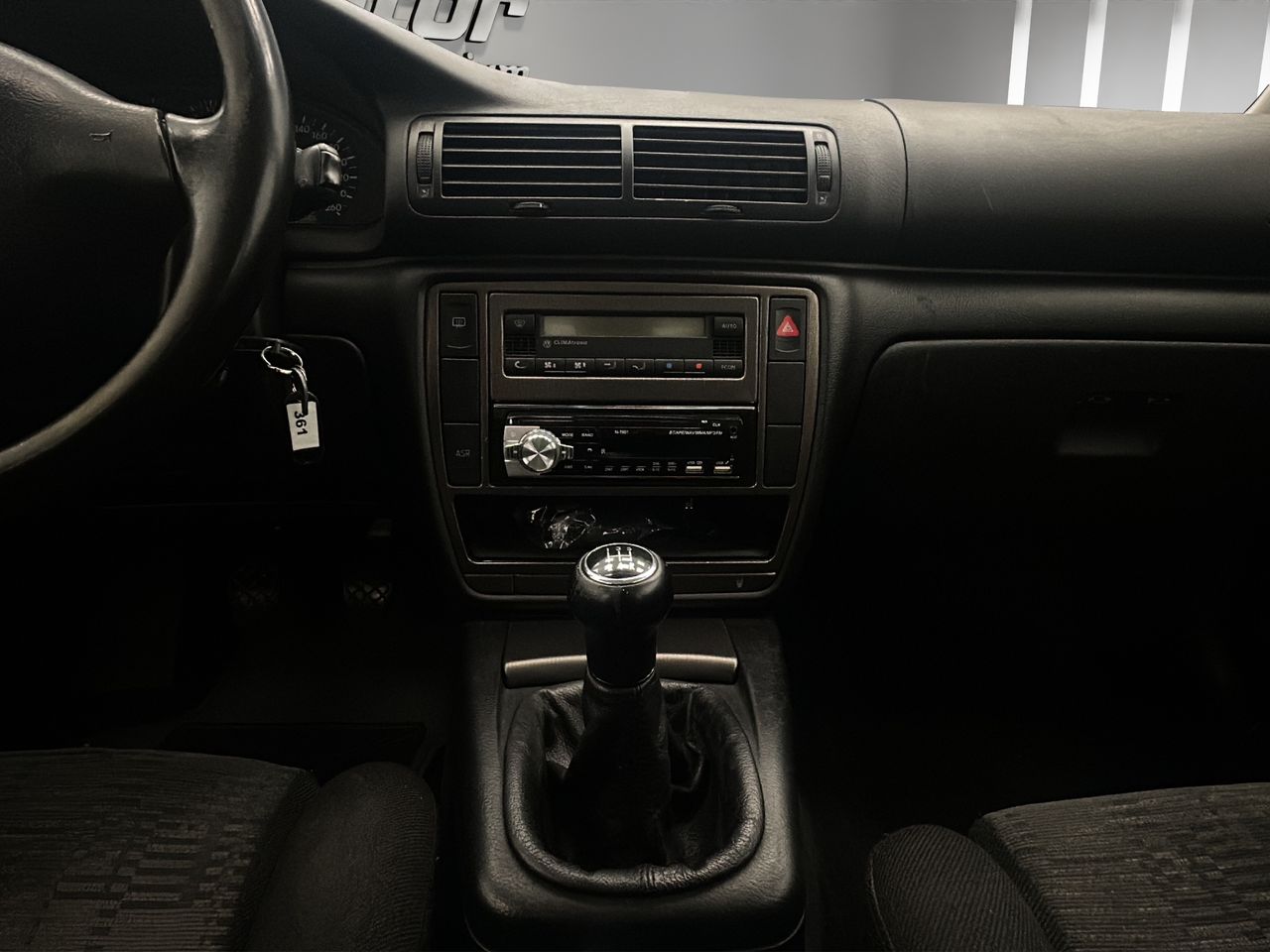 Volkswagen Passat 1.9 TDI COMFORTLINE - Foto 16