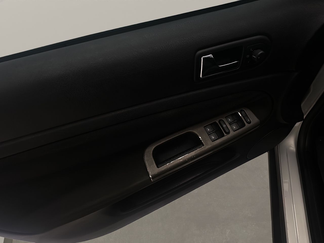 Volkswagen Passat 1.9 TDI COMFORTLINE - Foto 13