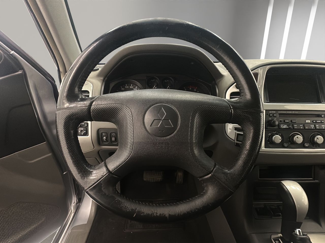 Mitsubishi Montero 3.2 DID All-Four - Foto 10