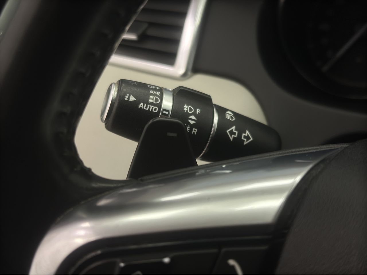 Land-Rover Discovery Sport 2.0L TD4 110kW (150CV) 4x4 SE - Foto 24