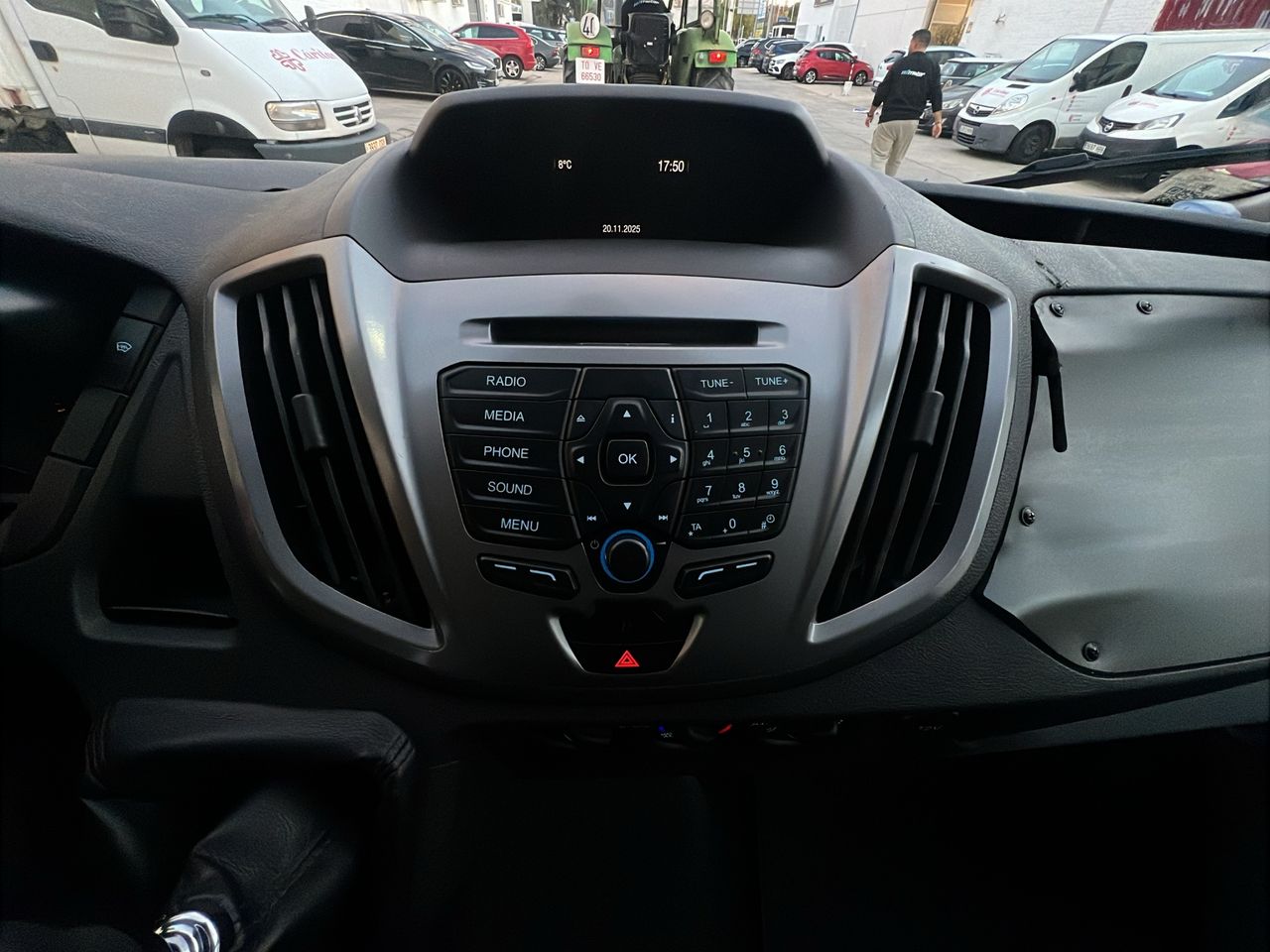 Ford Transit 350M 2.0TD  - Foto 19