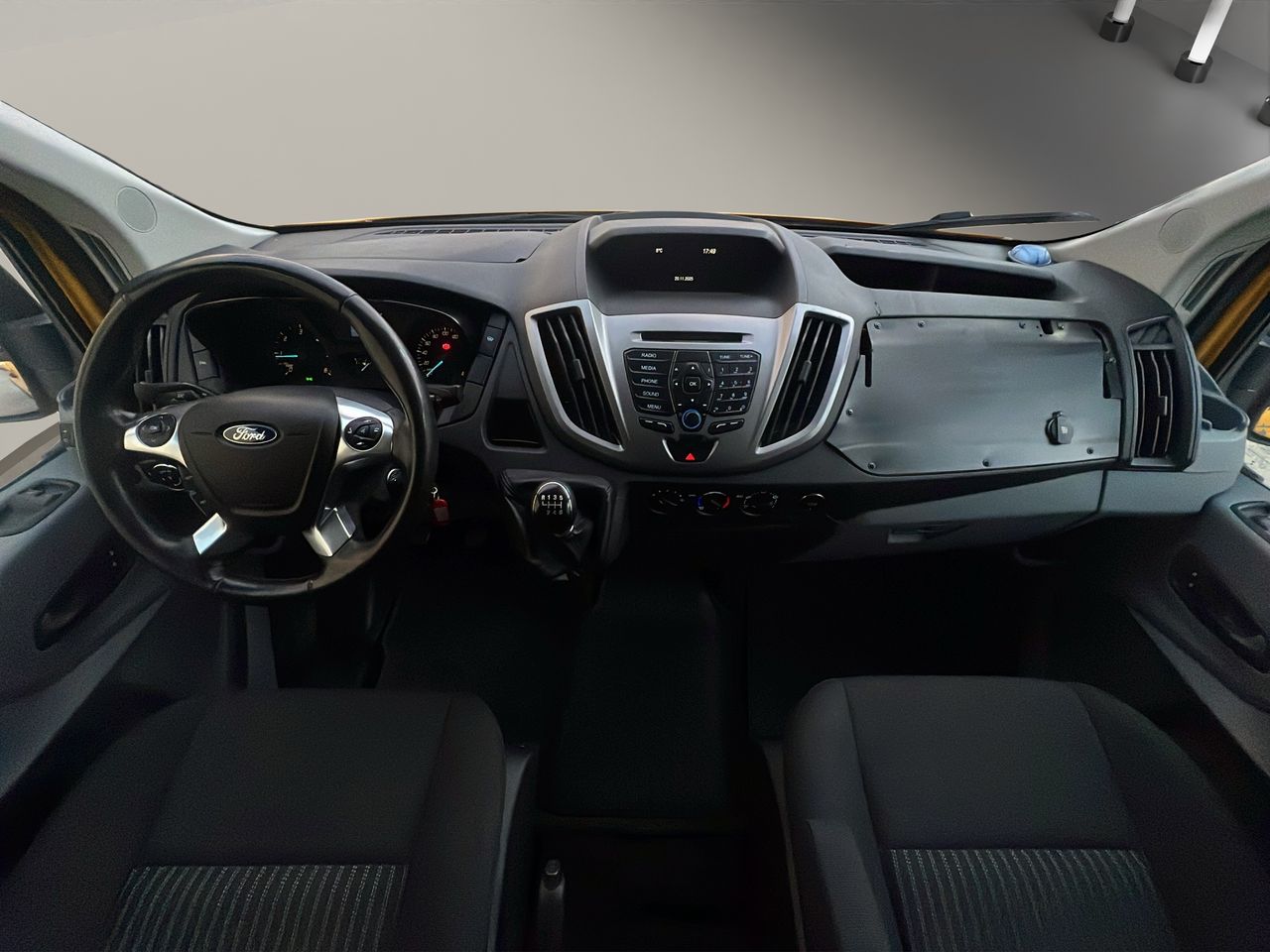 Ford Transit 350M 2.0TD  - Foto 17