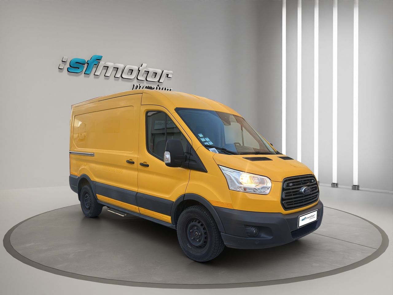Ford Transit 350M 2.0TD  - Foto 6