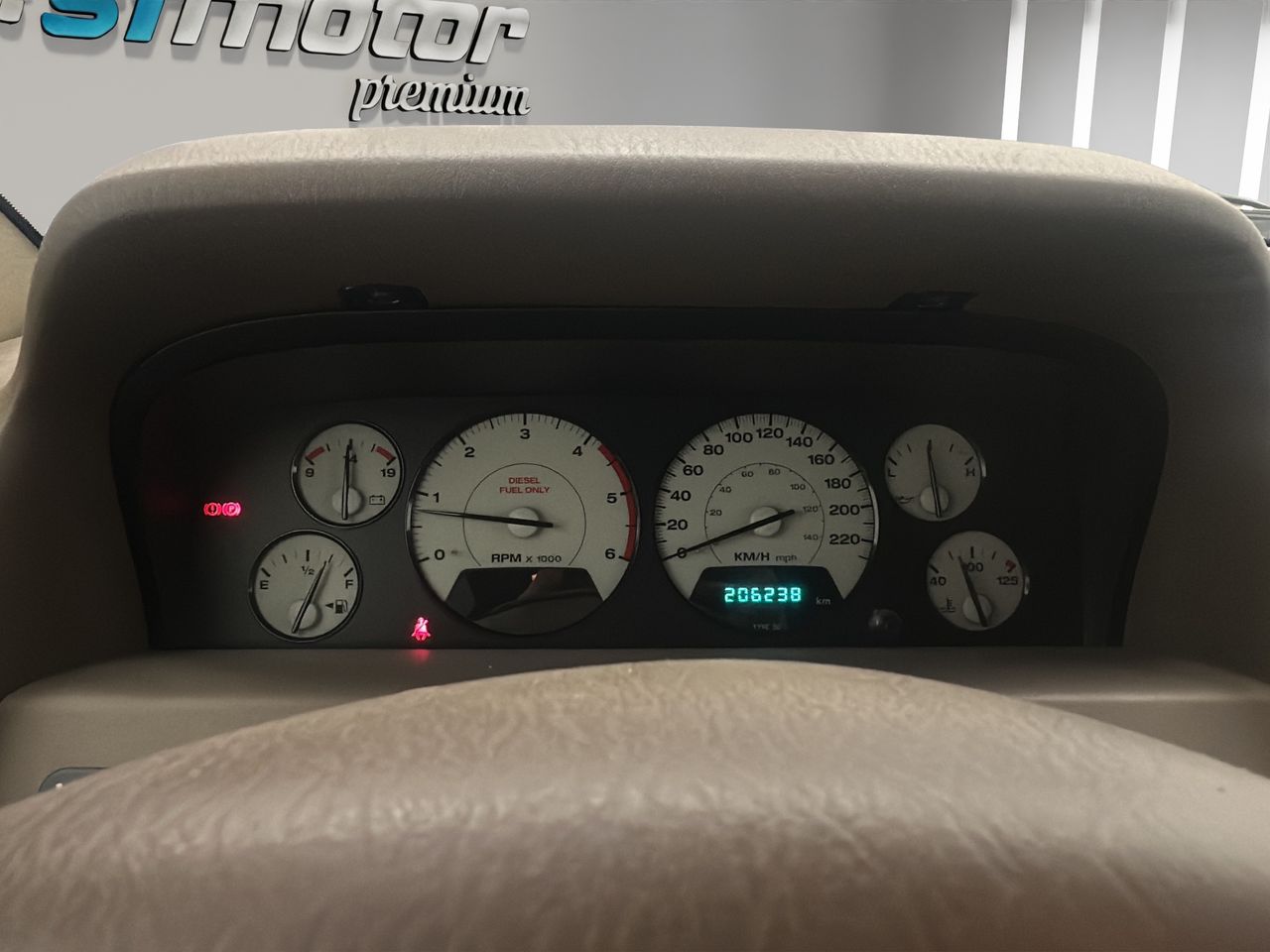 Jeep Grand Cherokee 2.7 CRD Limited - Foto 12