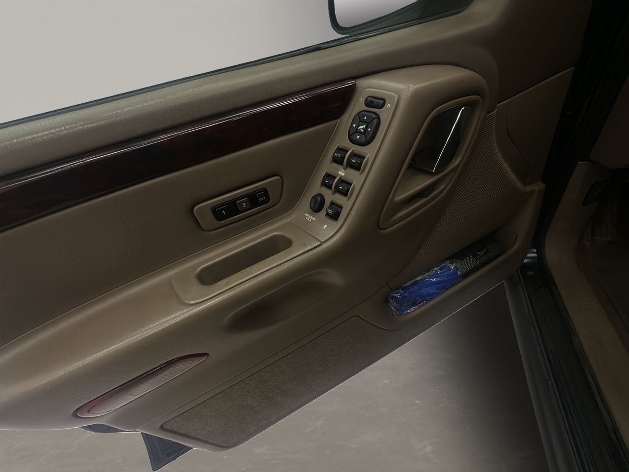 Jeep Grand Cherokee 2.7 CRD Limited - Foto 13