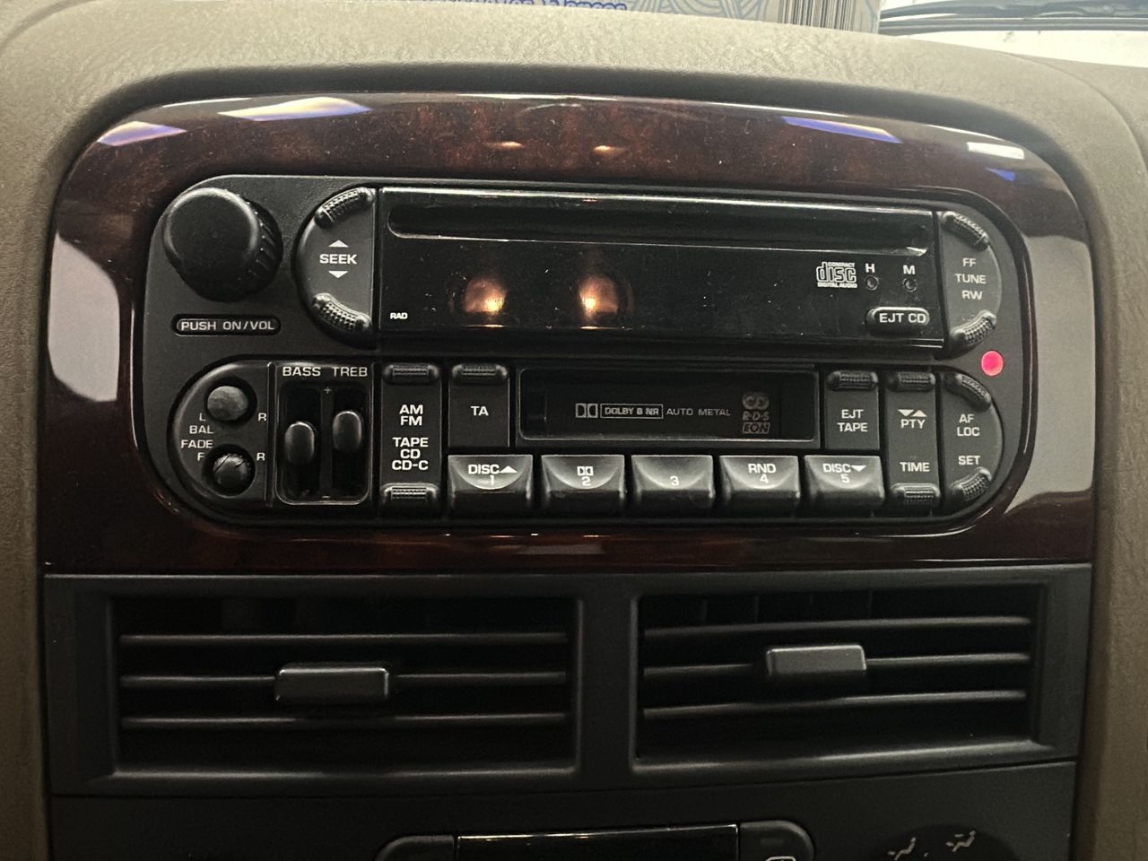 Jeep Grand Cherokee 2.7 CRD Limited - Foto 28