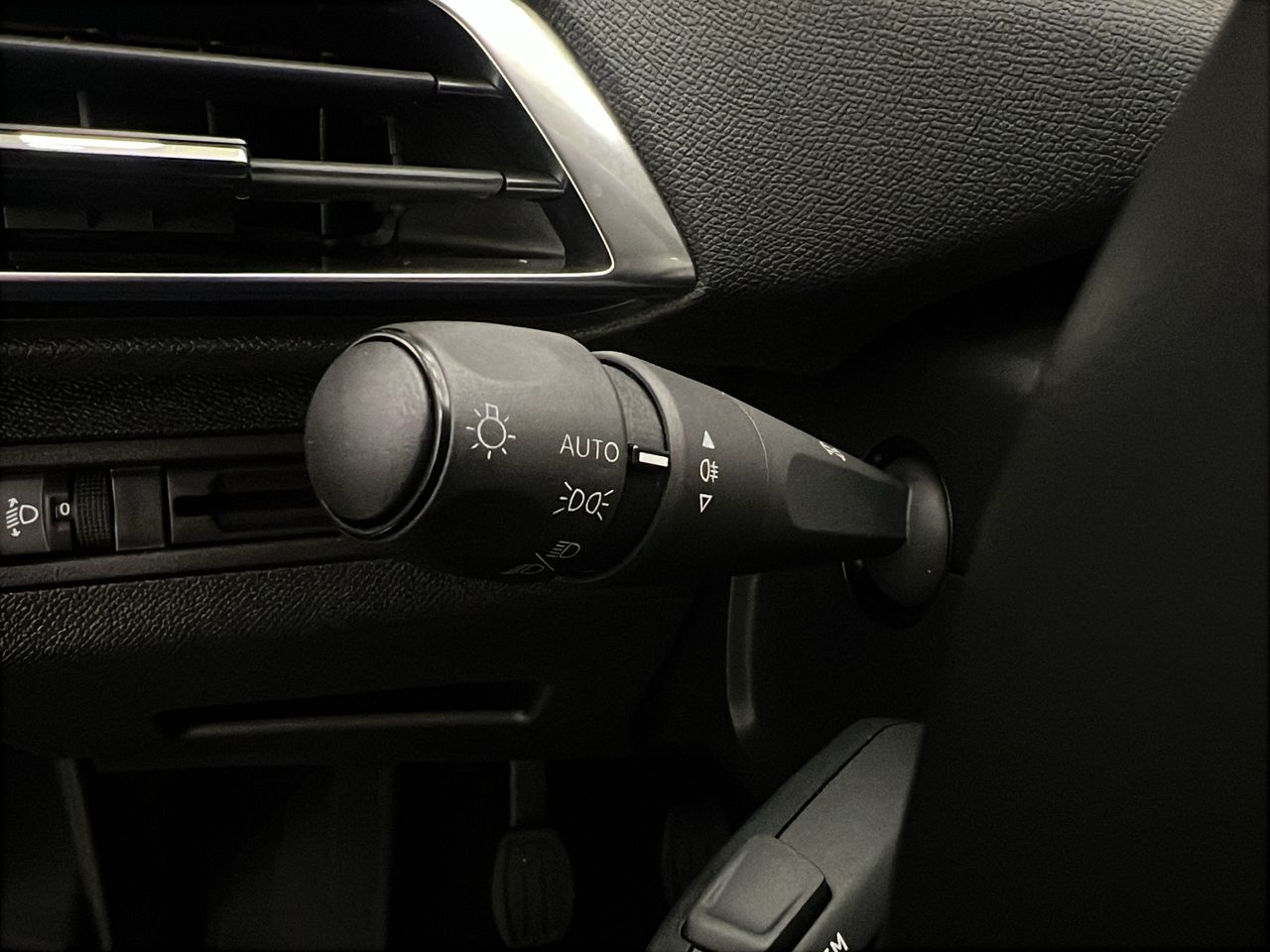 Peugeot 3008 1.5 BlueHDi 96kW (130CV) S&S Active Pack - Foto 29