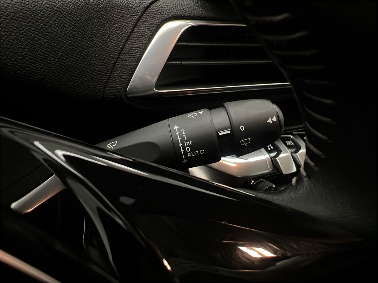 Peugeot 3008 1.5 BlueHDi 96kW (130CV) S&S Active Pack - Foto 28