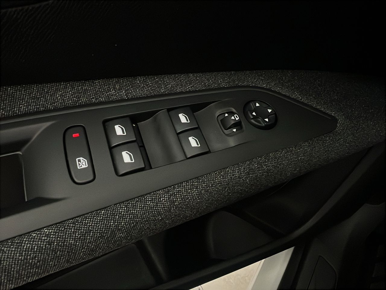 Peugeot 3008 1.5 BlueHDi 96kW (130CV) S&S Active Pack - Foto 27