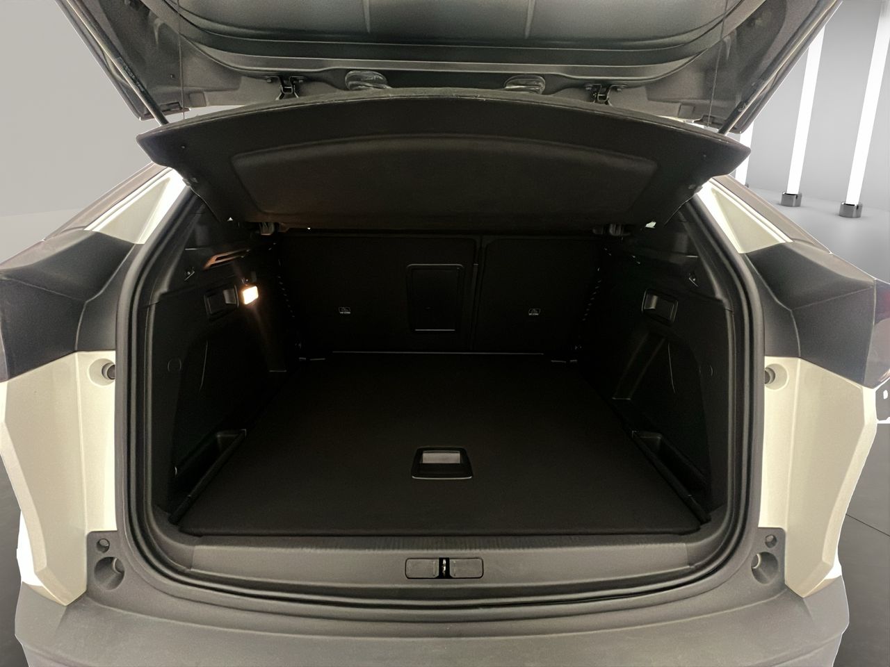 Peugeot 3008 1.5 BlueHDi 96kW (130CV) S&S Active Pack - Foto 22