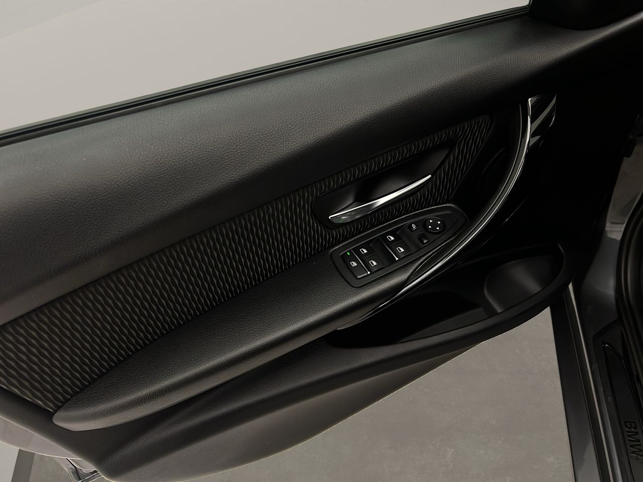 BMW Serie 3 318dA Business - Foto 13