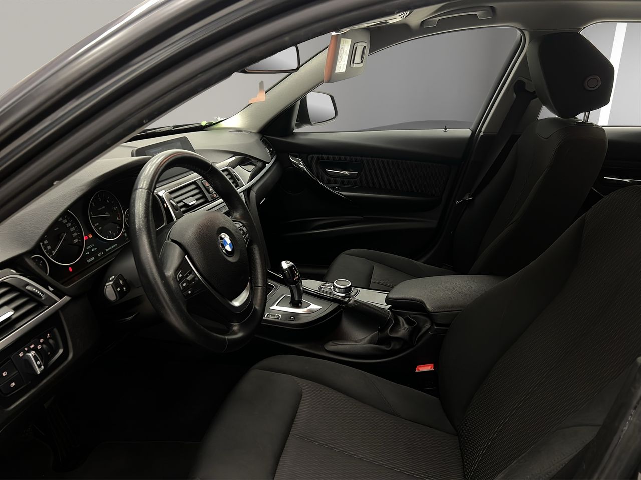 BMW Serie 3 318dA Business - Foto 11